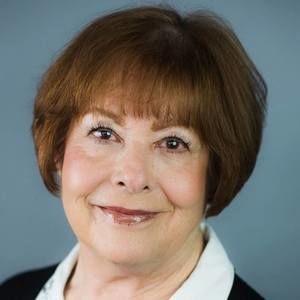 Meet your Posher, Sandy malone